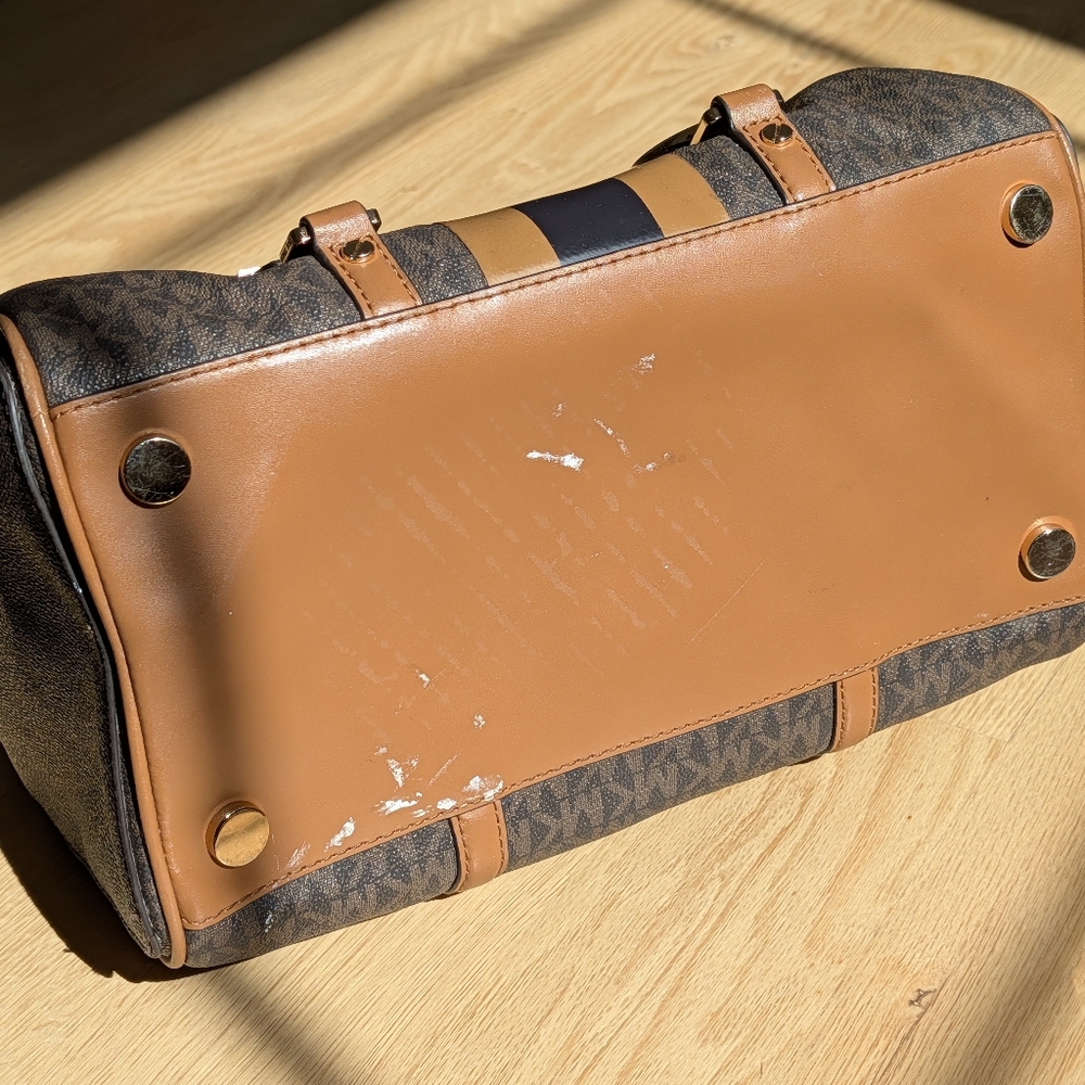 Michael Kors Brown and Tan Bedford Duffel Satchel Bag - Picture 5 of 16